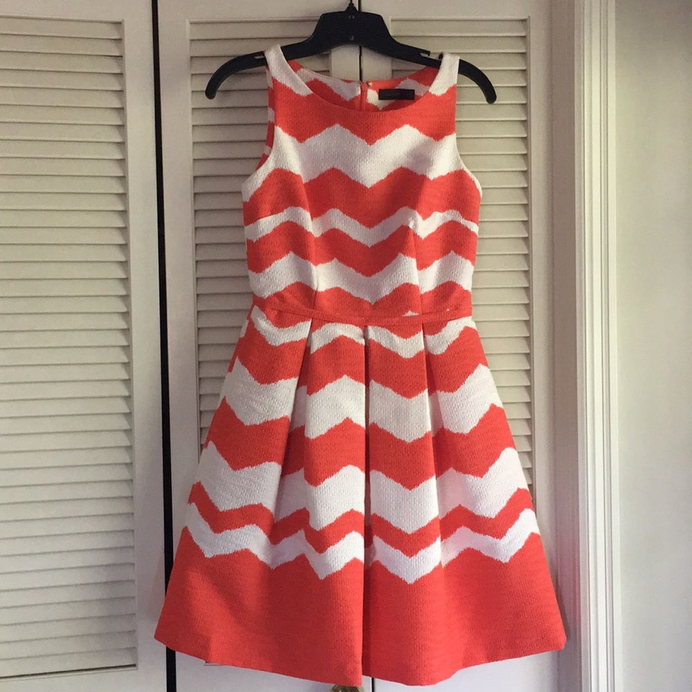 EUC The Limited | Coral & White Chevron Dress | 0